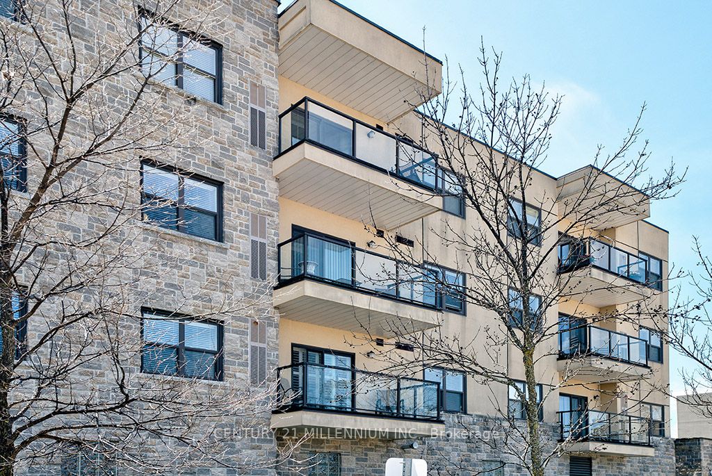 91 Raglan St, #204