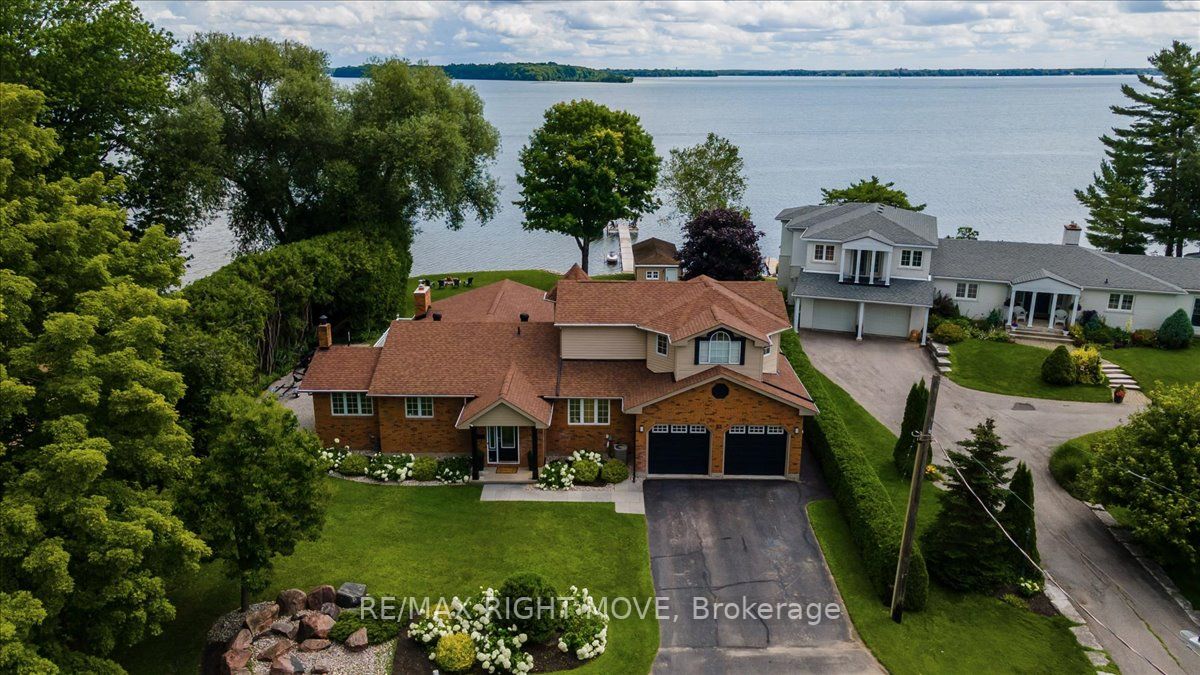 52 Maple Dr