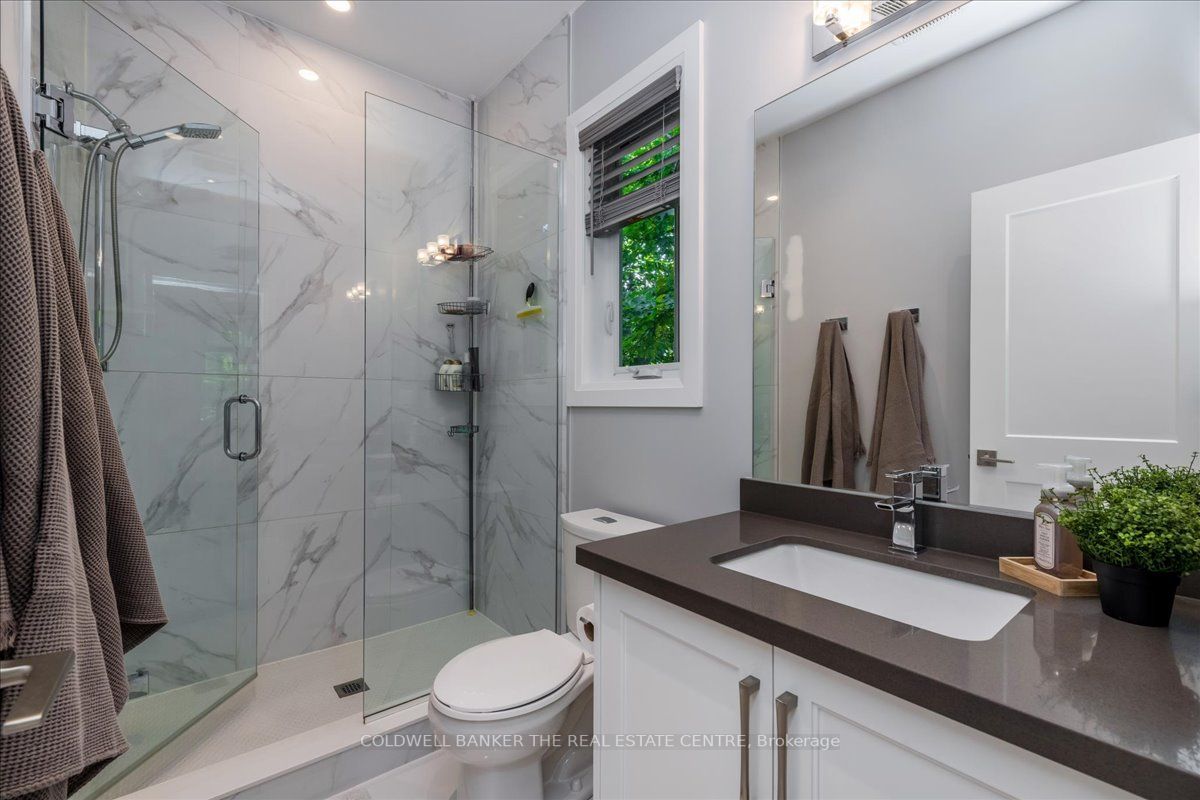 Listing S6680446 - Large Photo # 17