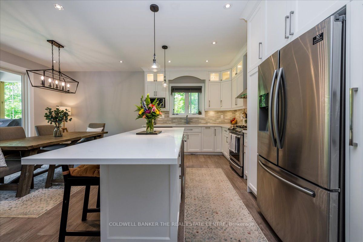 Listing S6680446 - Large Photo # 12