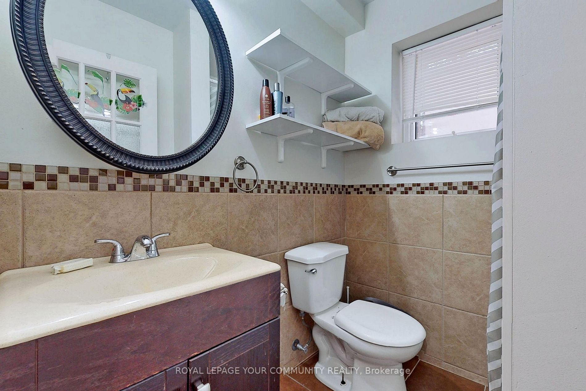 859 Lakeshore Road E