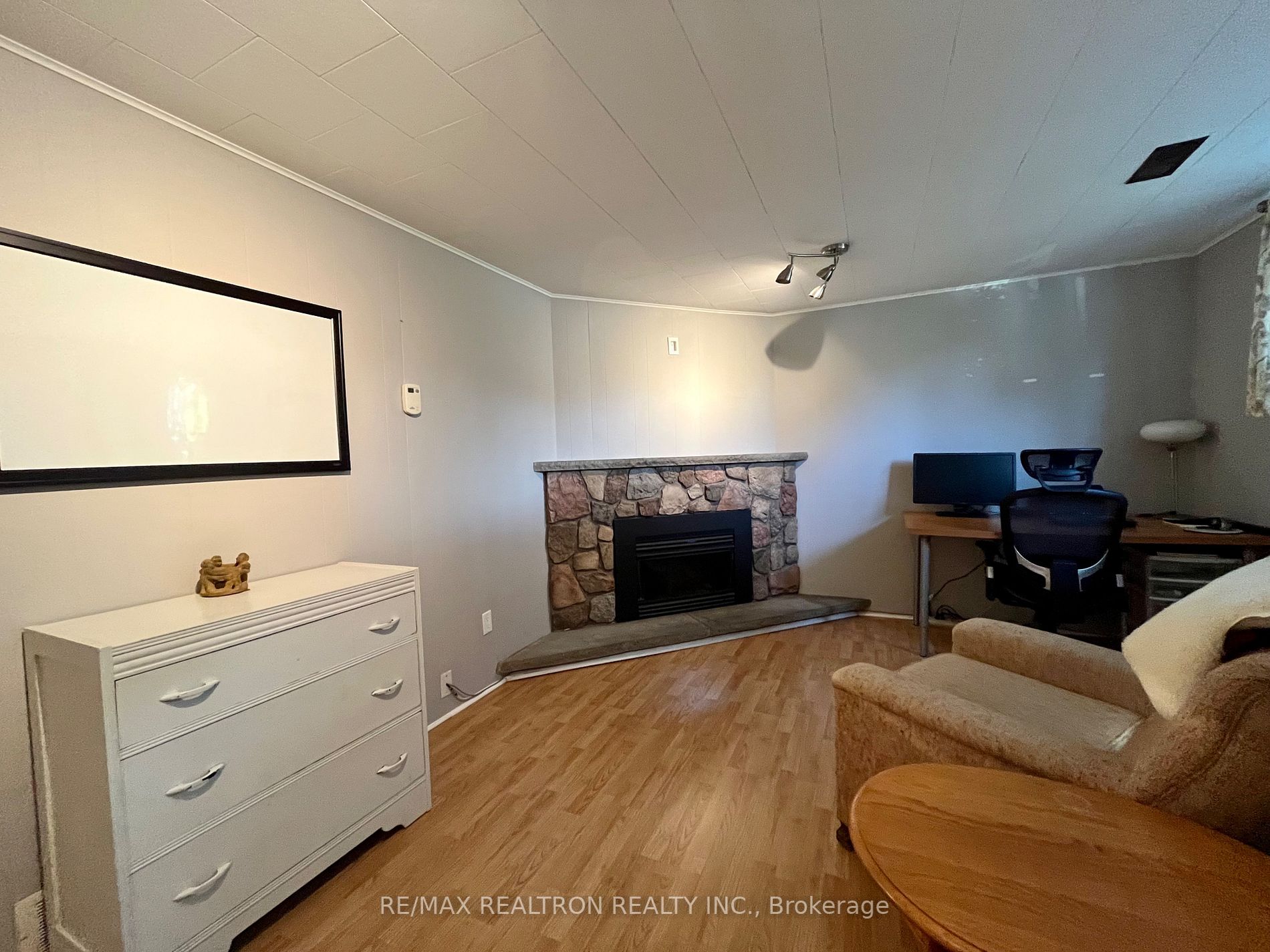 10 Highview Rd