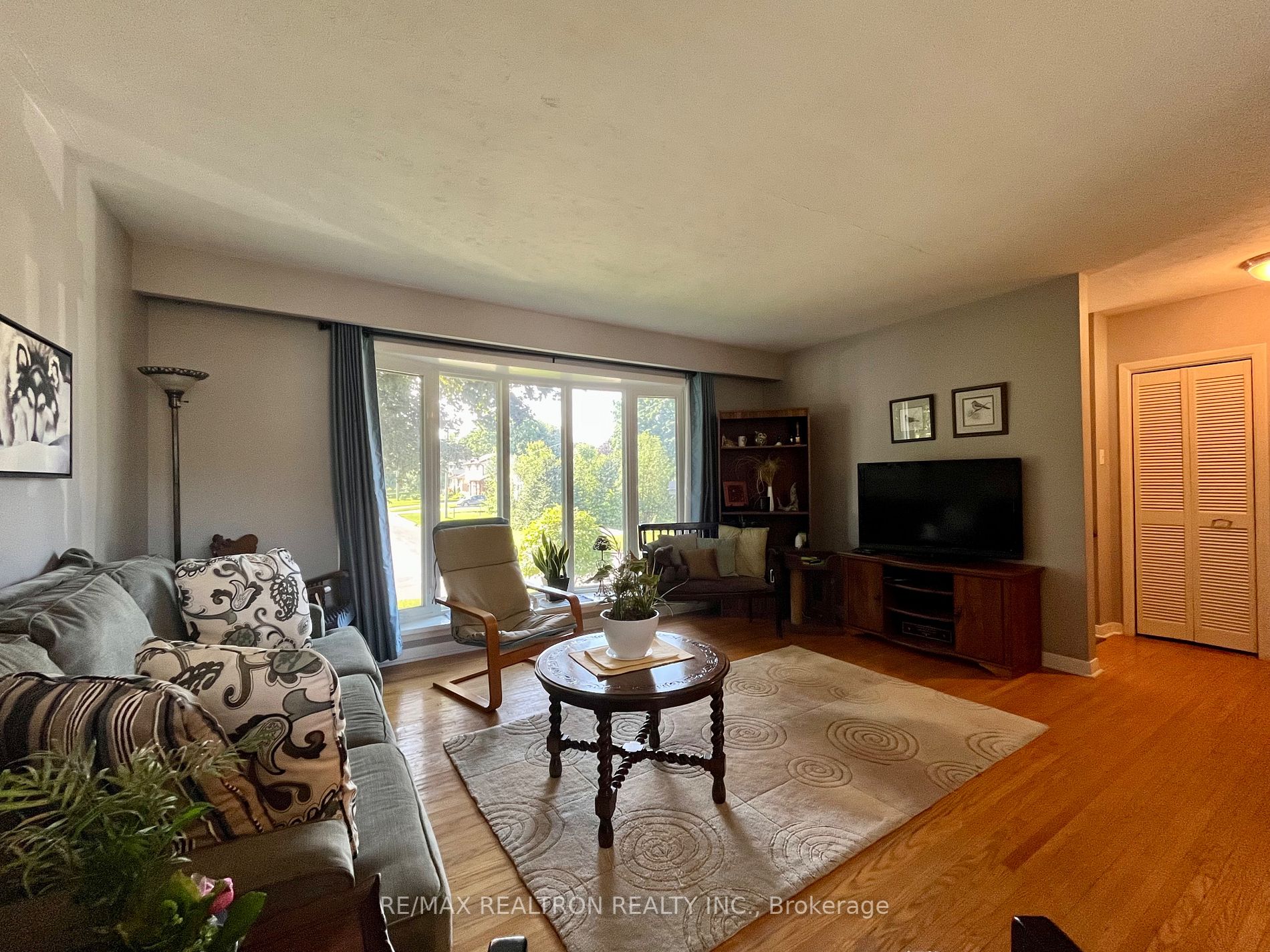10 Highview Rd