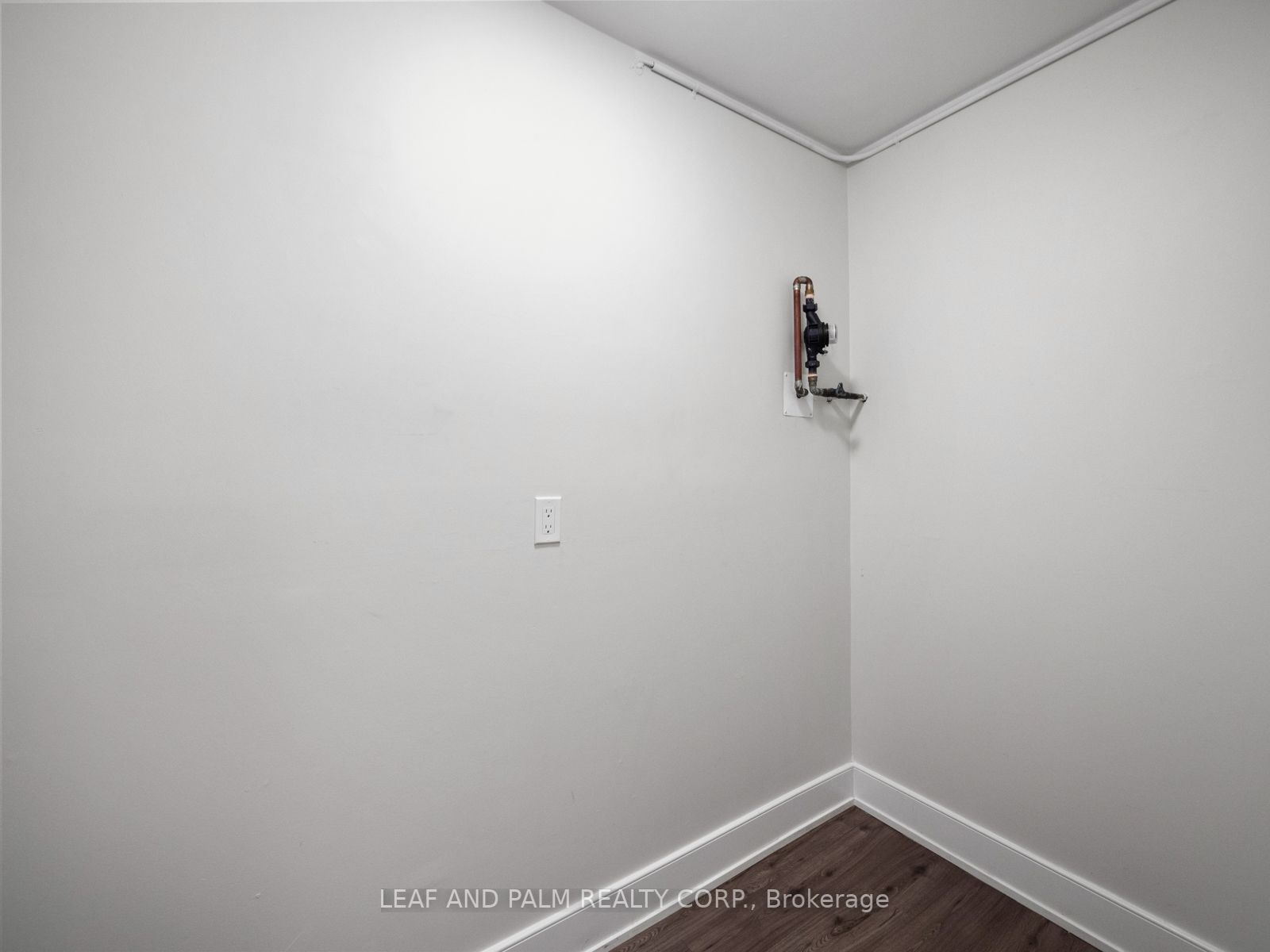 135 Atherley Rd, #C103