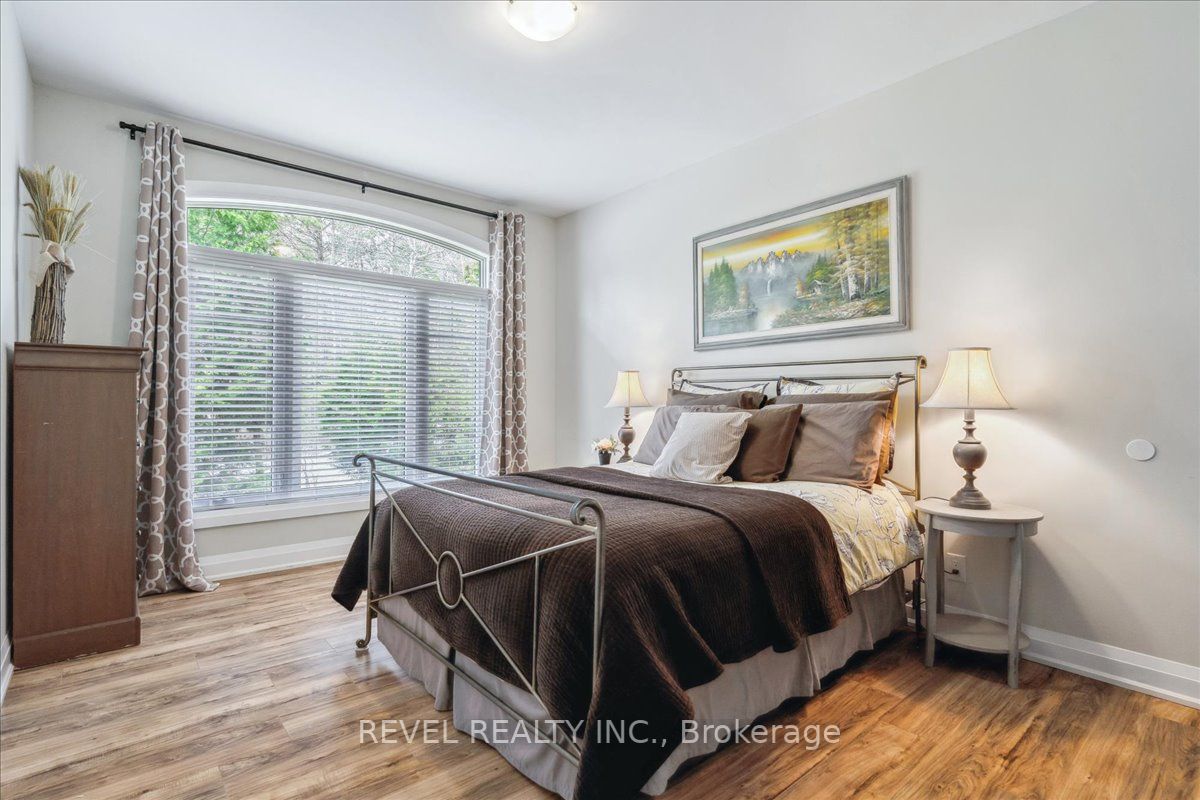 Listing S6684144 - Large Photo # 12