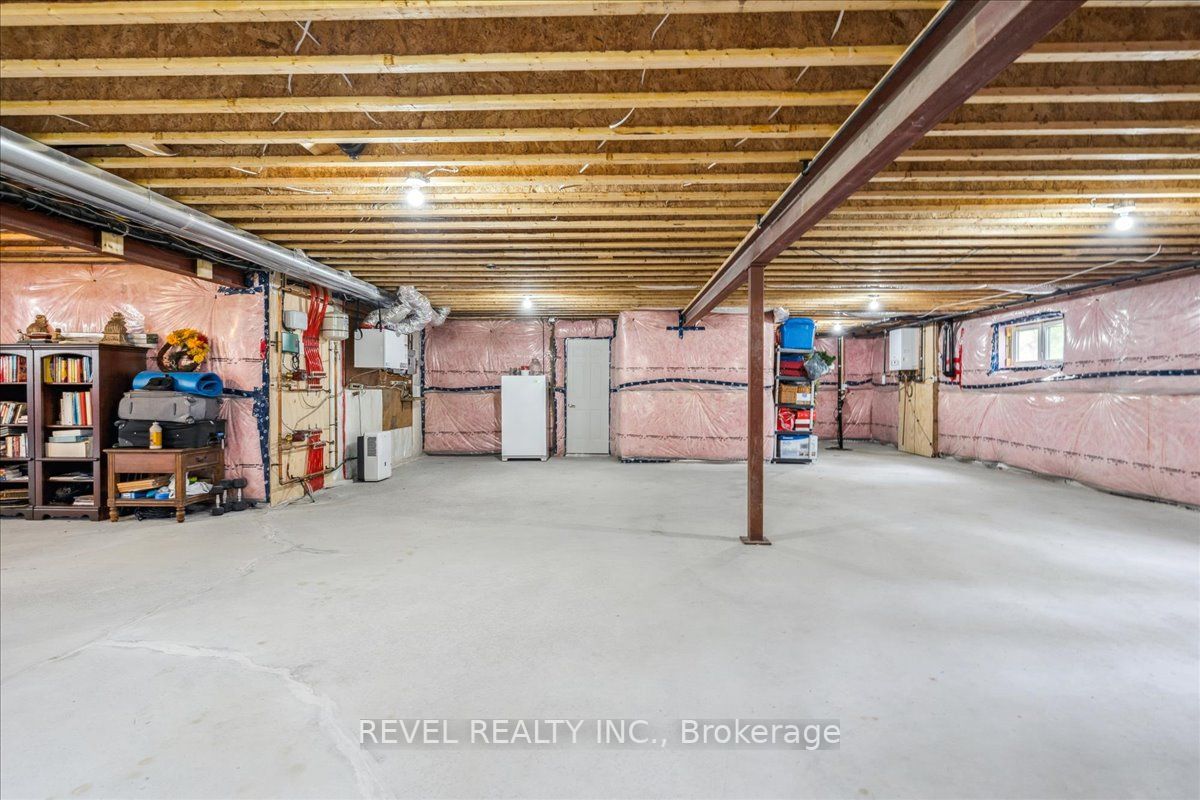 Listing S6684144 - Large Photo # 33