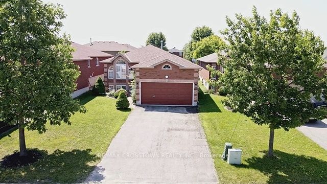 5 Danielle Cres