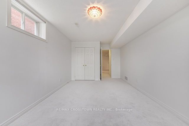 5 Danielle Cres
