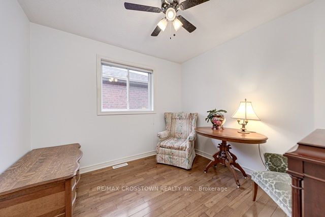5 Danielle Cres