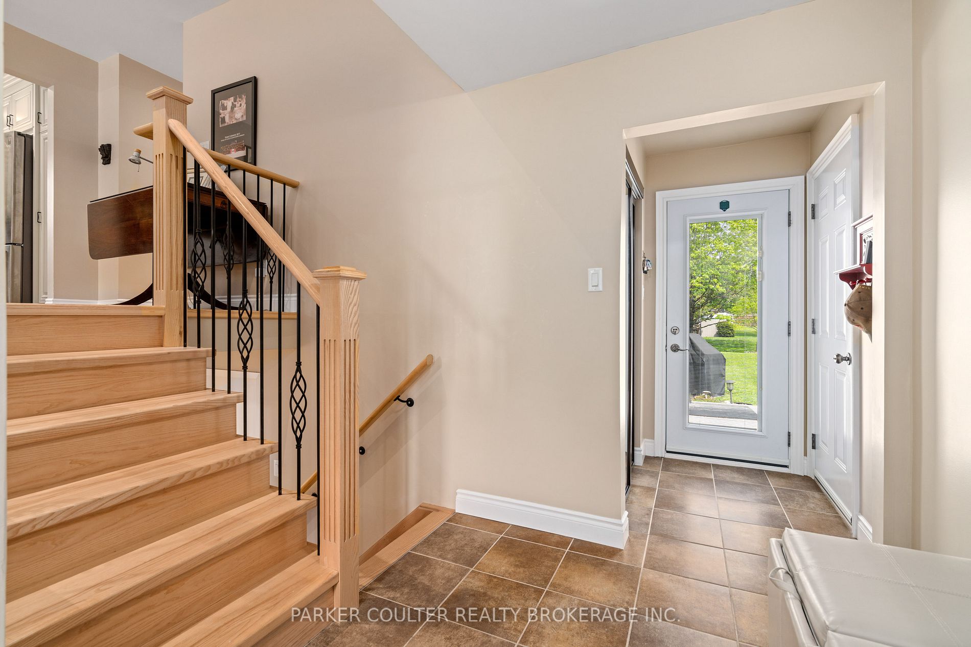 233 Walnut Cres