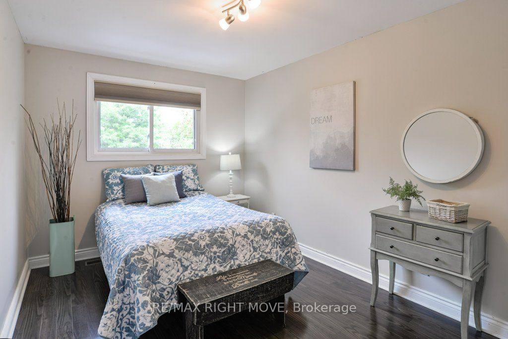 48 Laurentian Lane