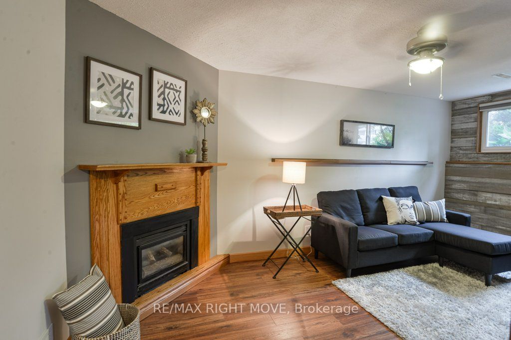 48 Laurentian Lane