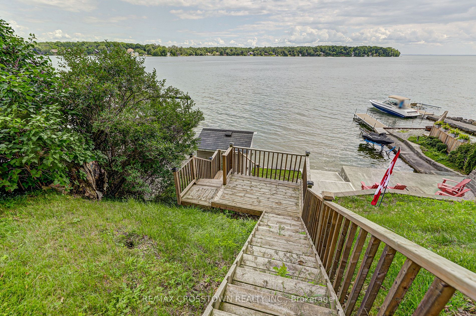 2679 Lakeshore Road E