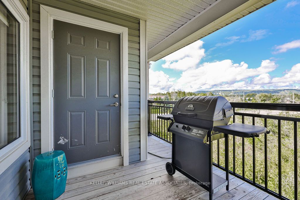 Listing S6692754 - Large Photo # 27