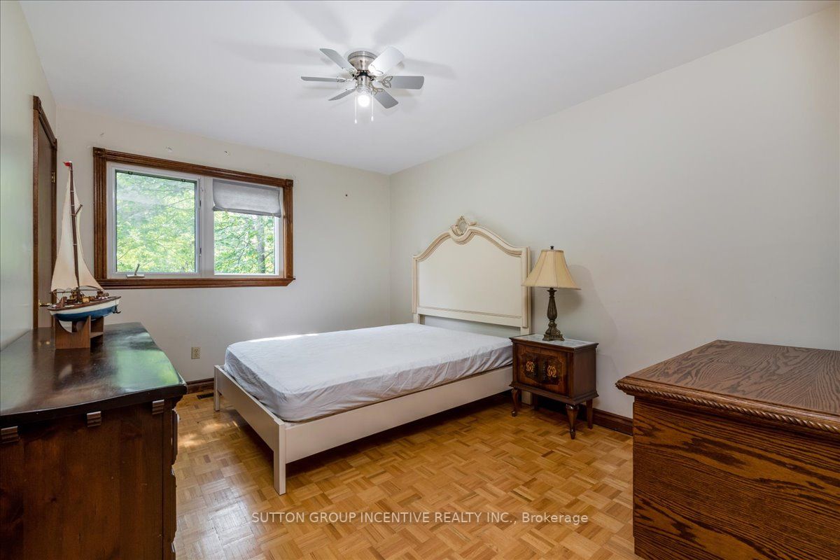 38 Nicole Blvd