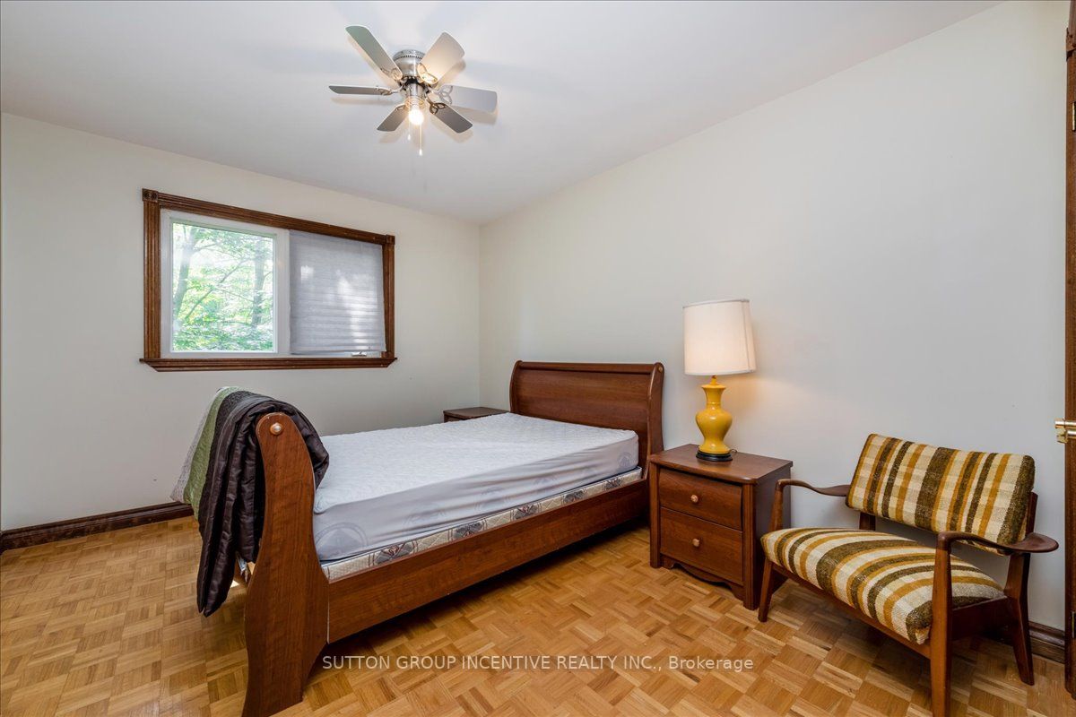 38 Nicole Blvd