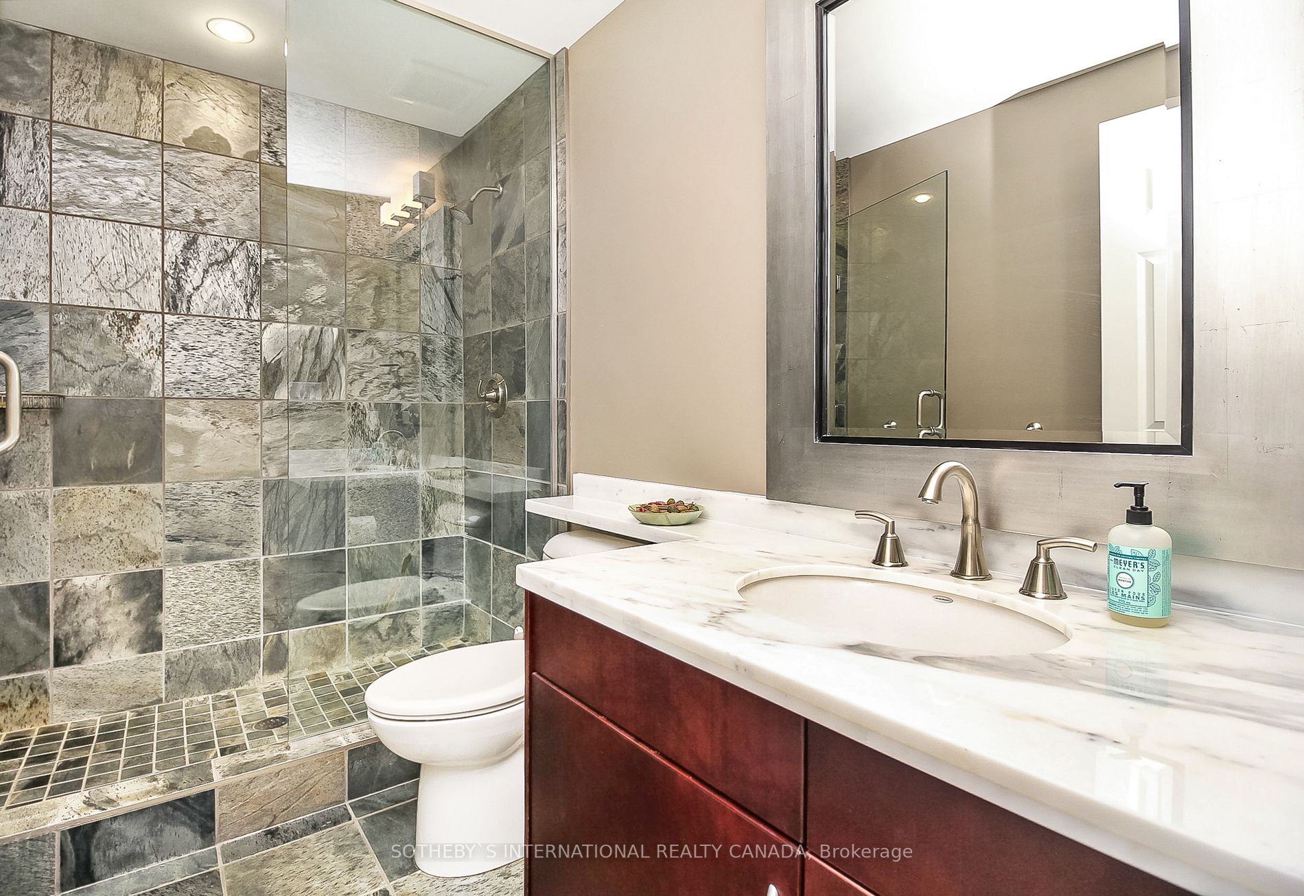 574 Mariners Way, #35