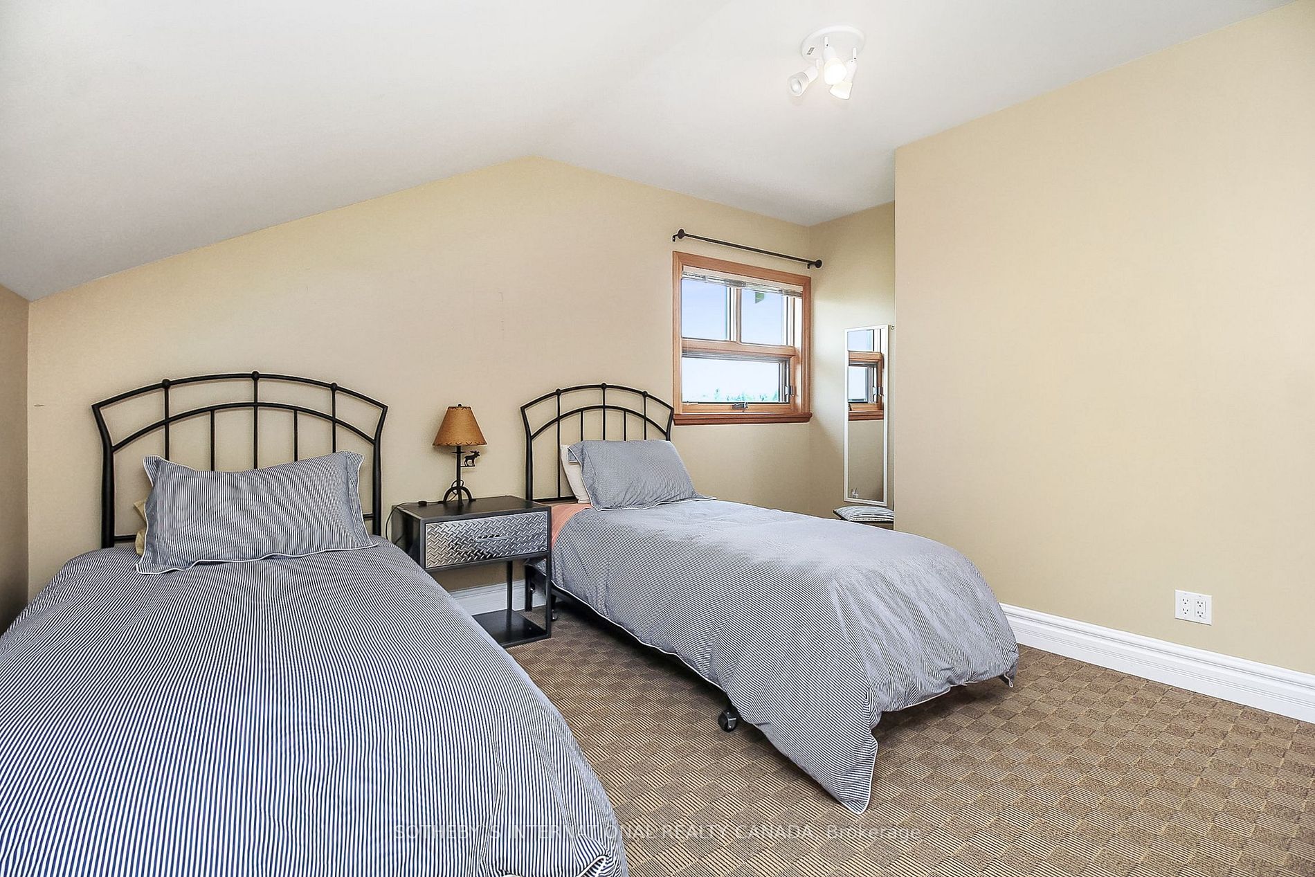 574 Mariners Way, #35
