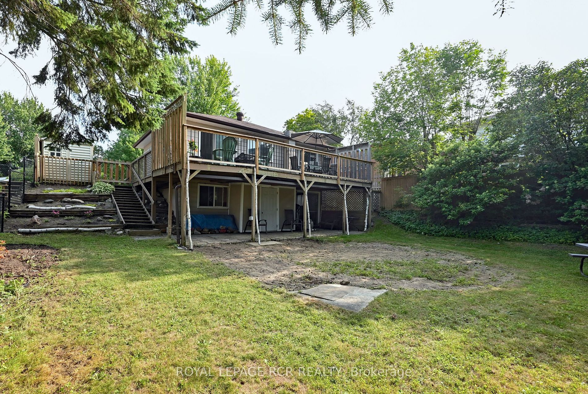 611 Bayview Dr