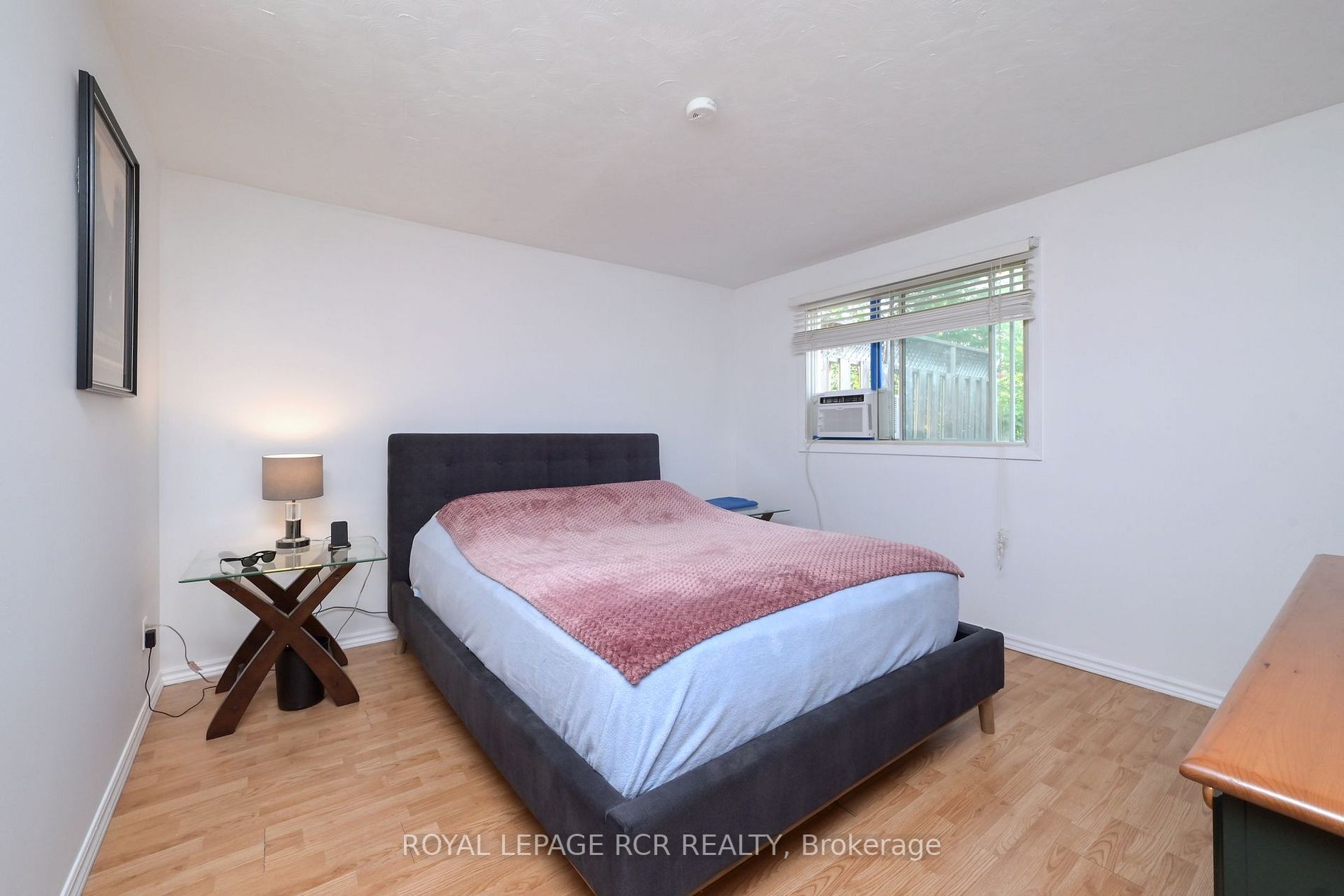 611 Bayview Dr
