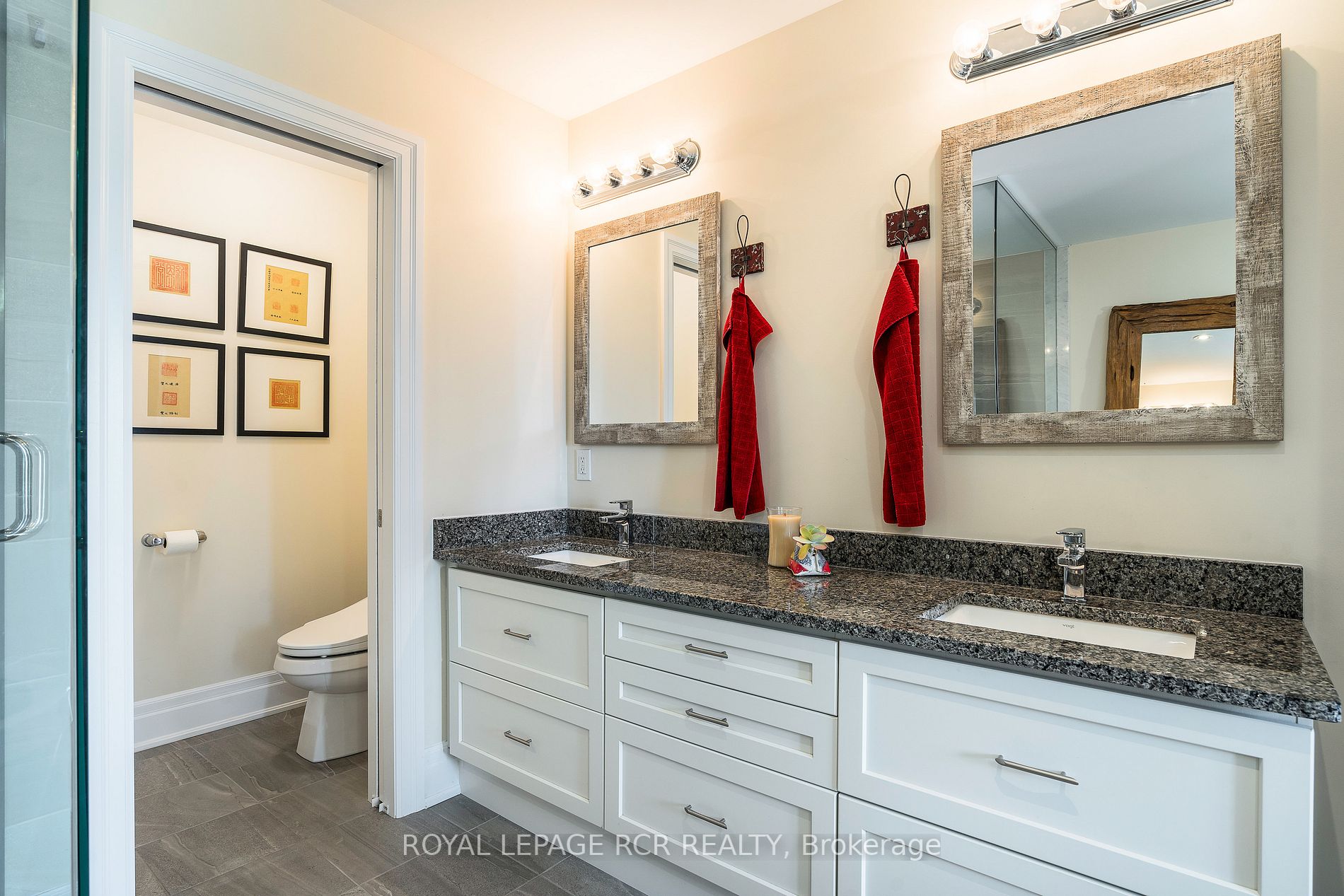31 Emerson Mews, #3