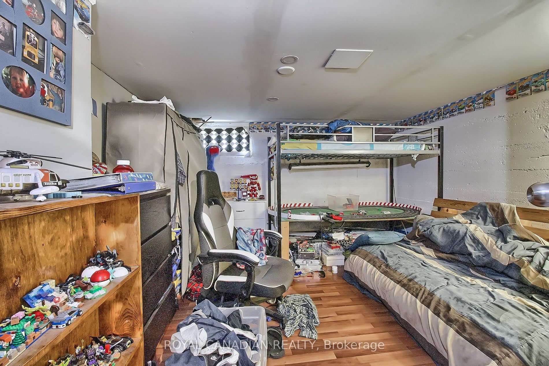 157 Duckworth St