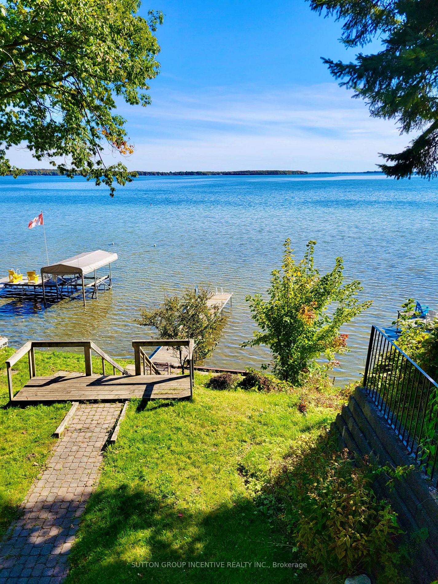 2999 Lakeside Dr