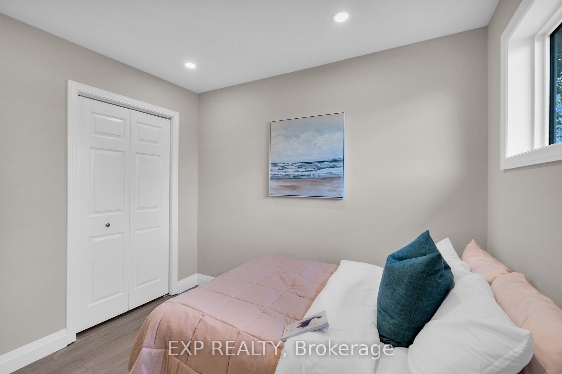 21 Little Lake Drive, #Main