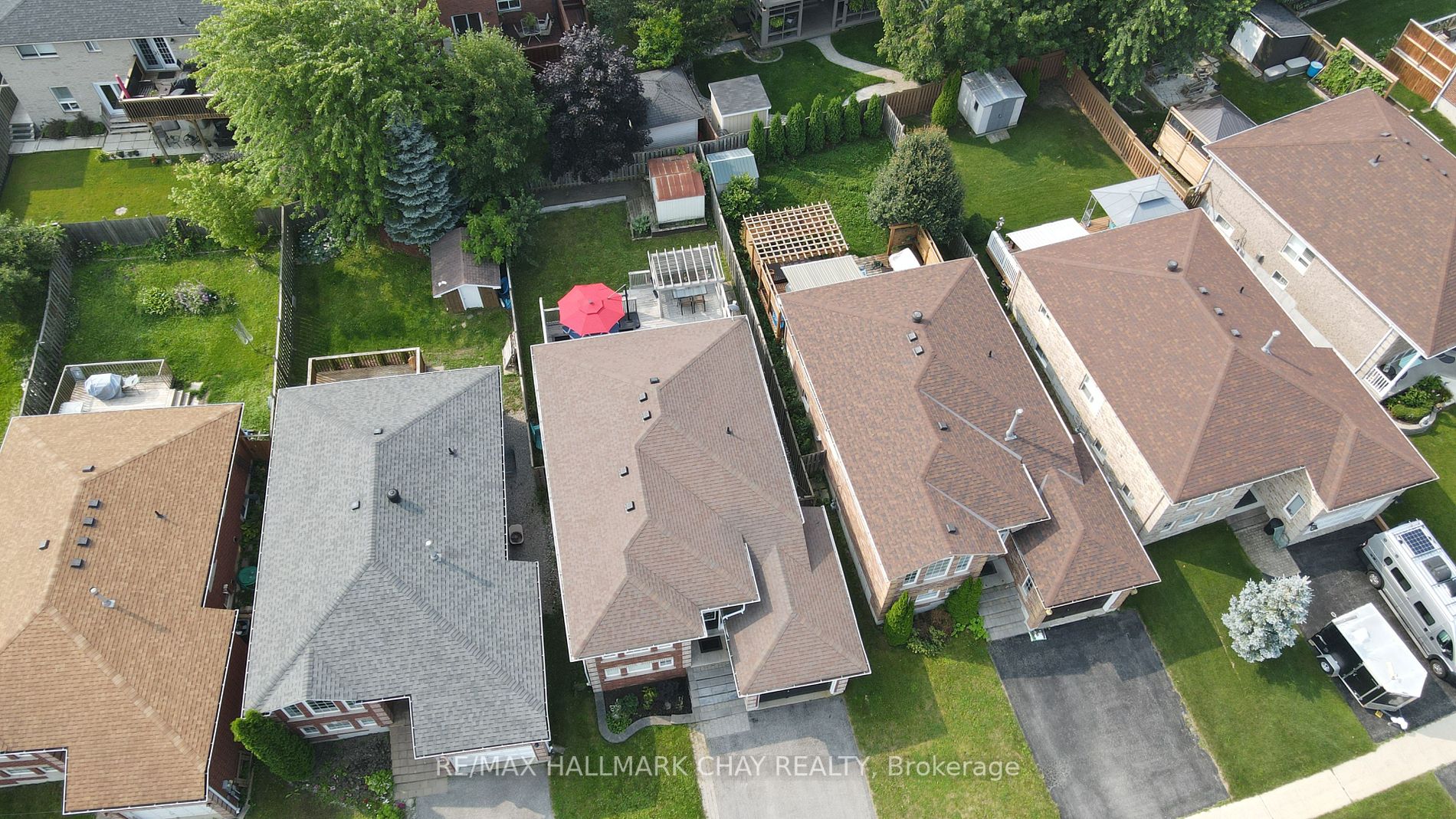 25 Forest Dale Dr