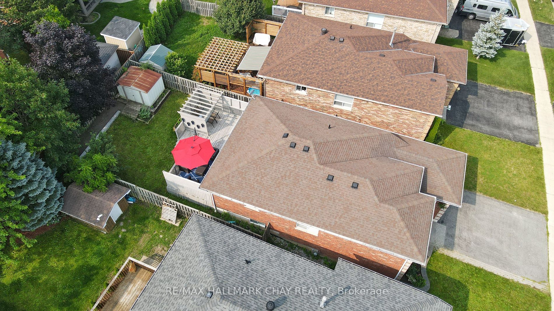 25 Forest Dale Dr