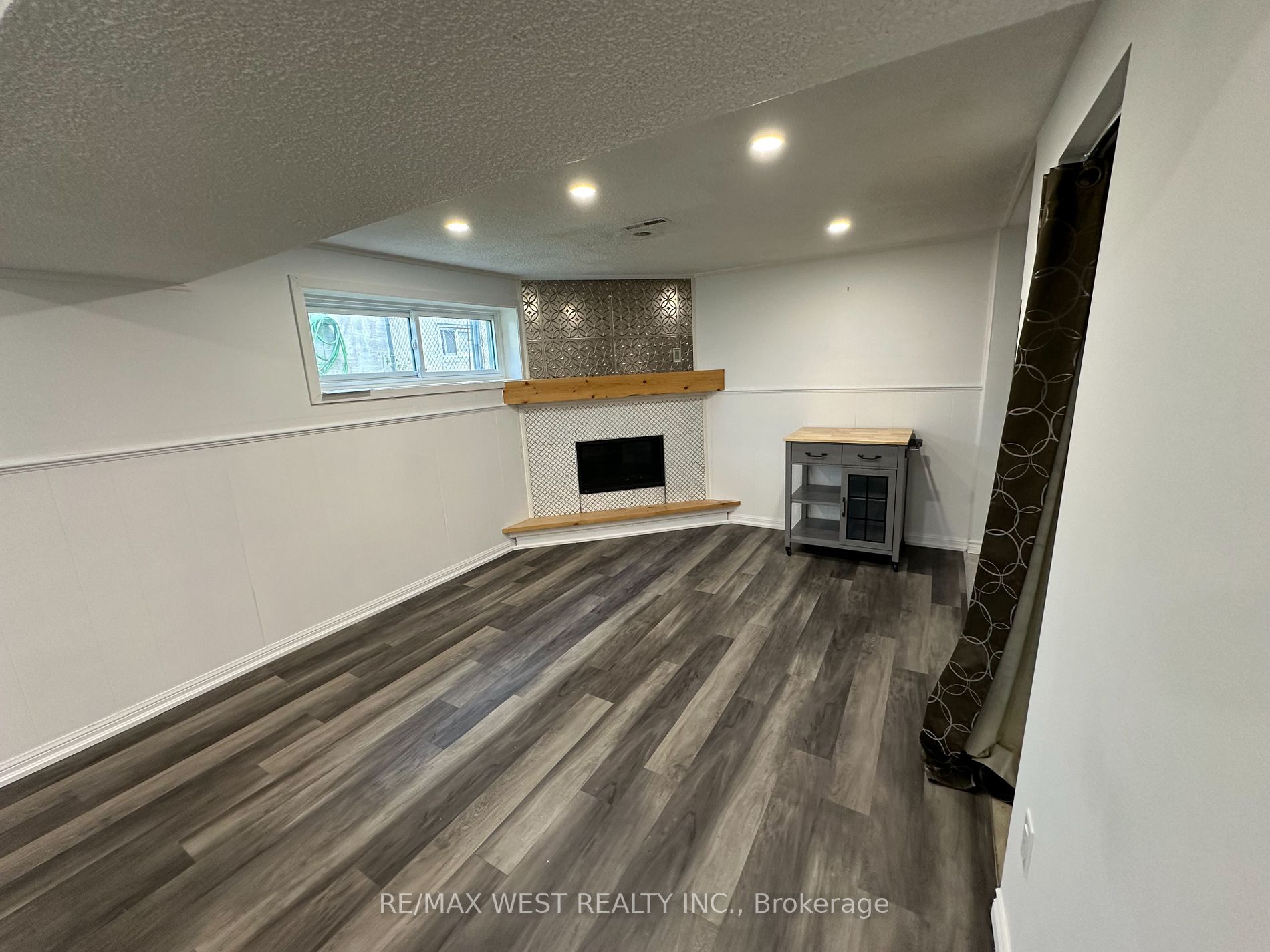 29 Eileen Dr, #Bsmt