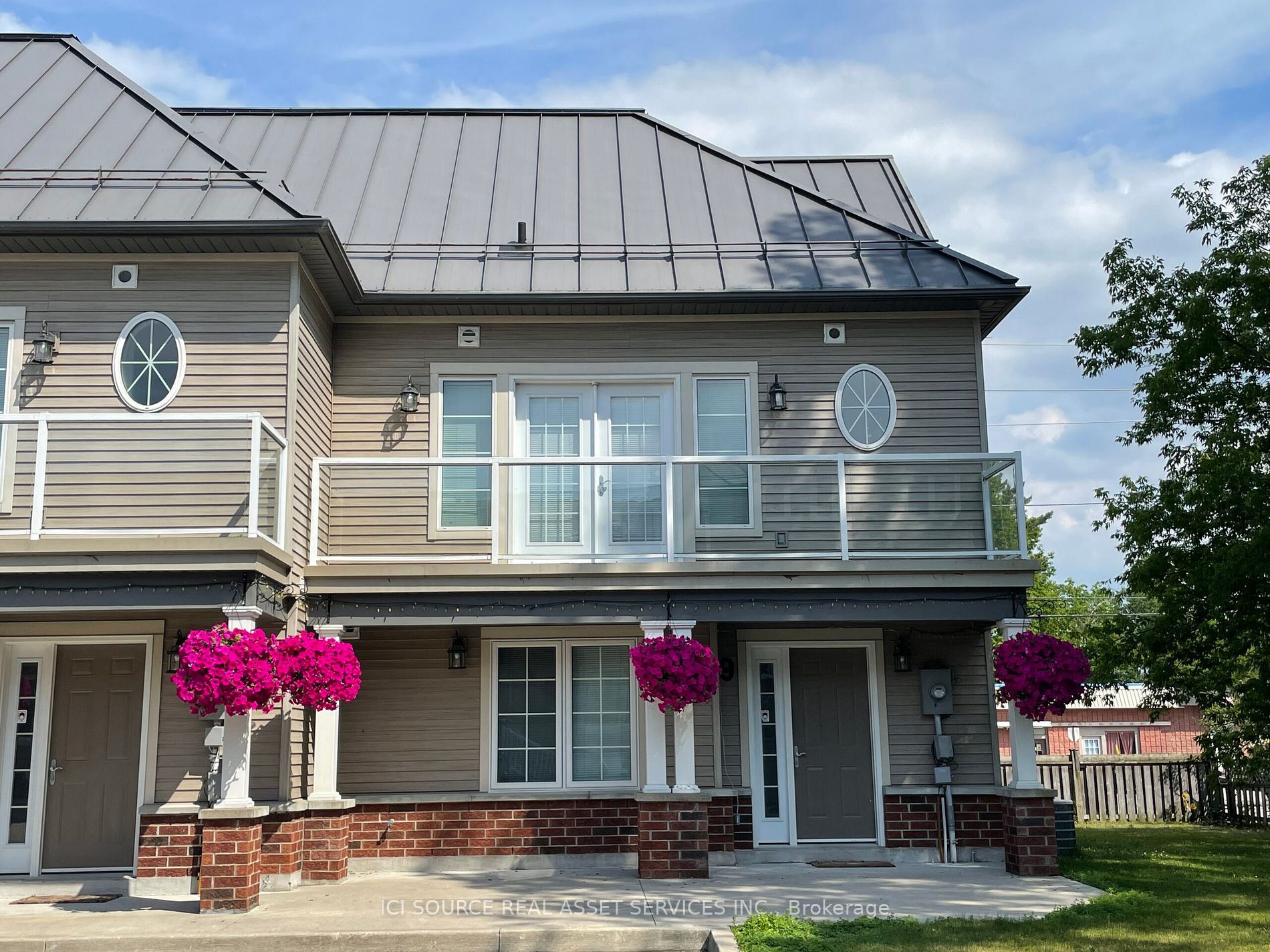 64 River Road E, #9