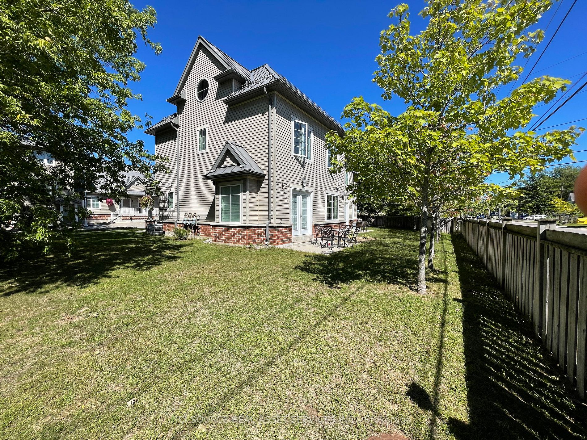 64 River Road E, #9