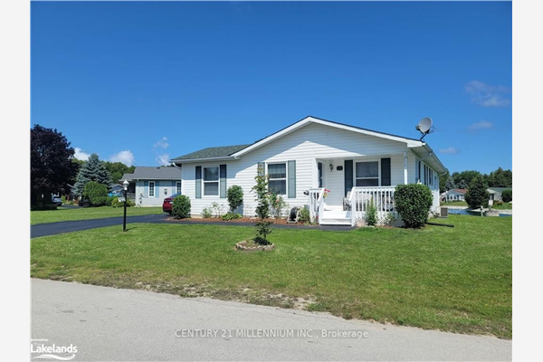 22 St James Pl, Wasaga Beach