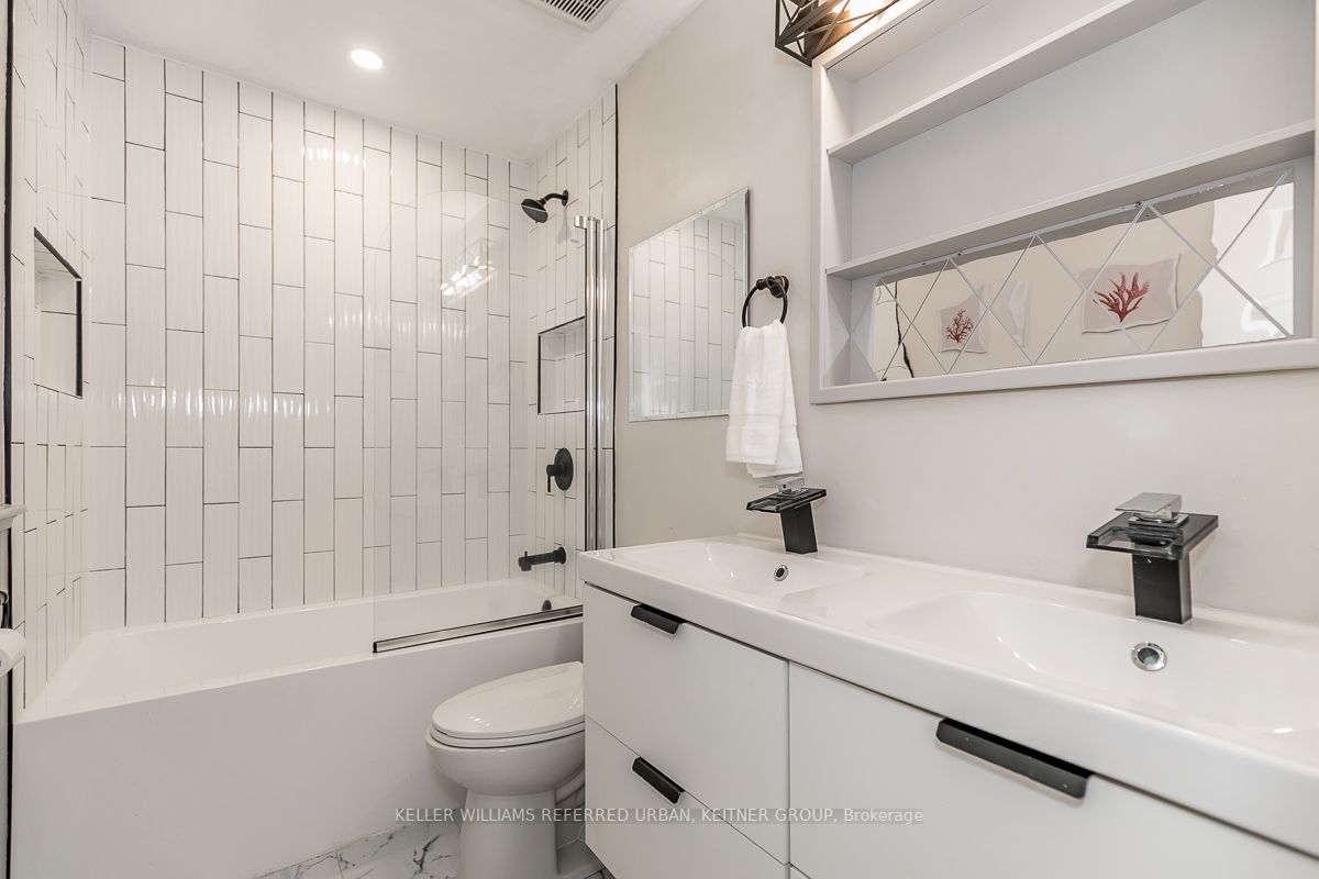62 Courtice Cres