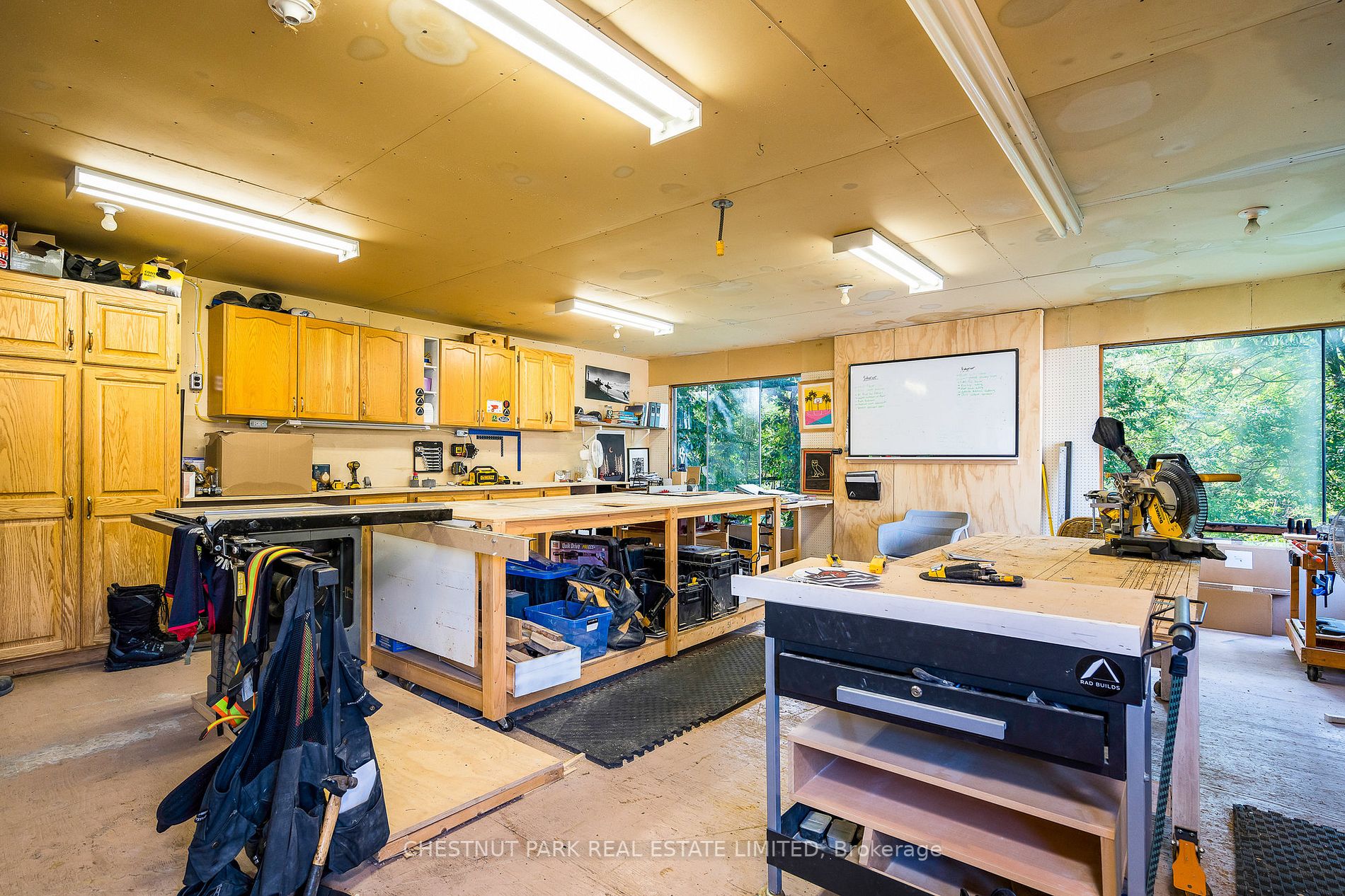 203 Kirkwood Dr