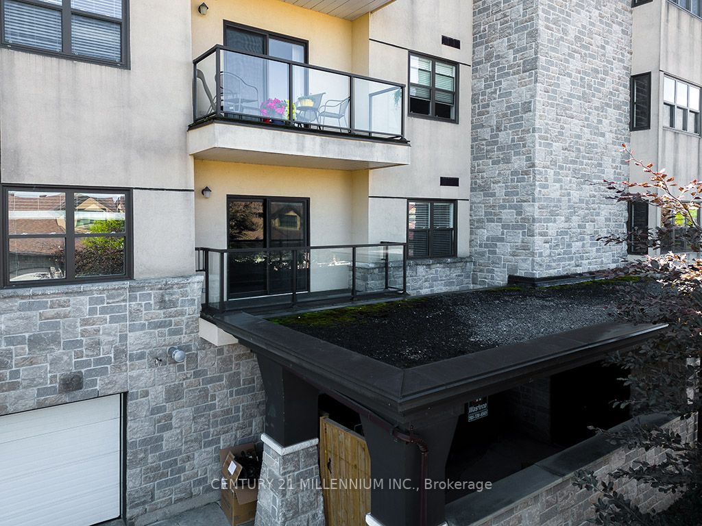 91 Raglan St, #210