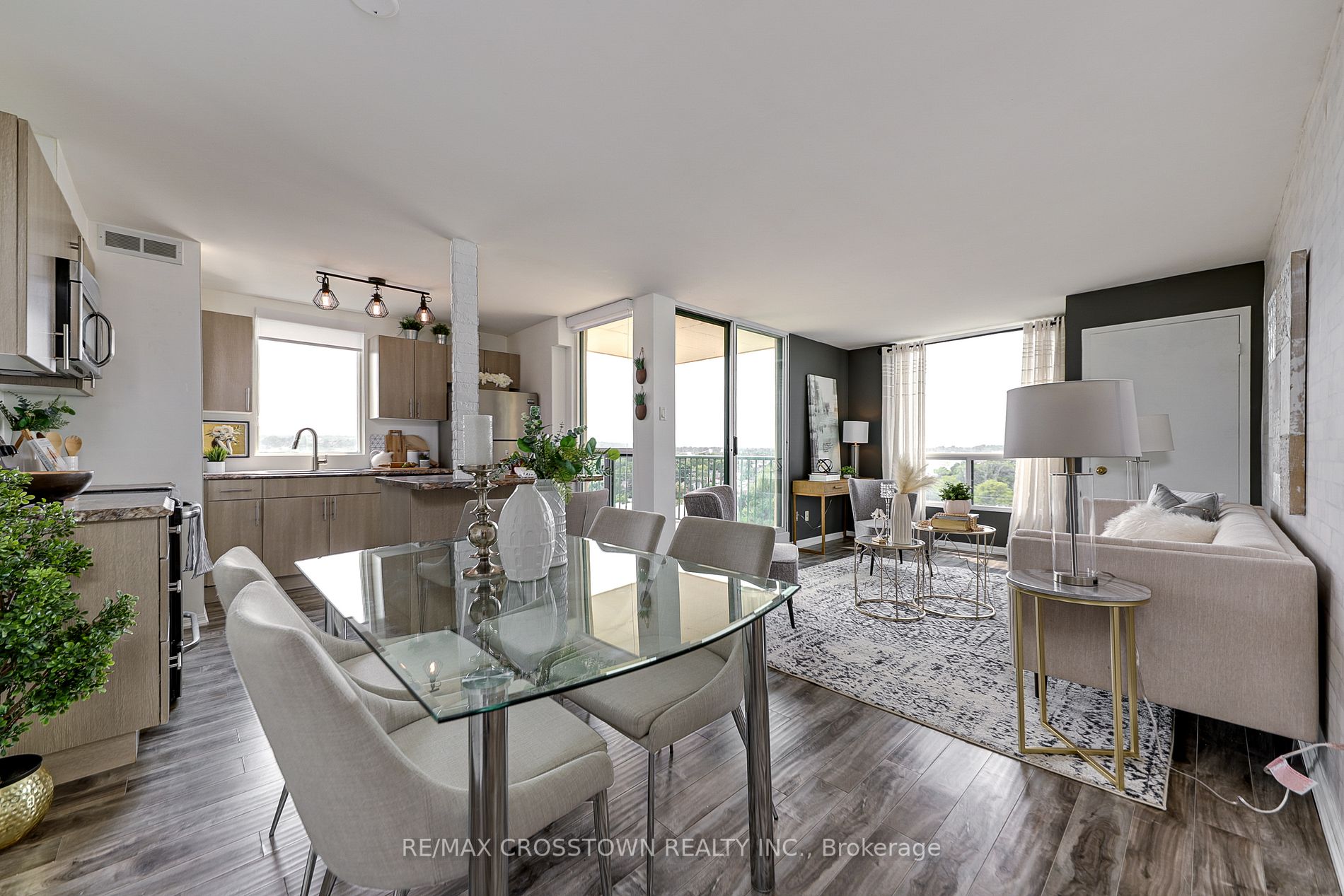 75 Ellen St, #1103