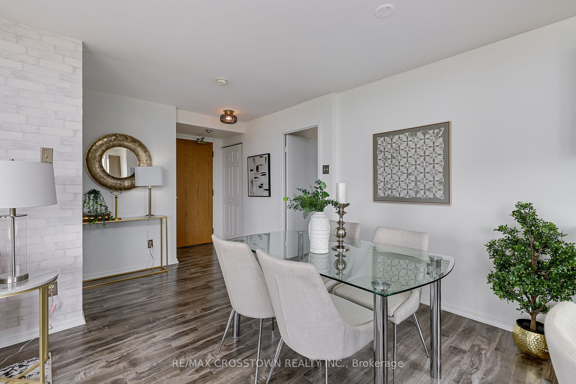 75 Ellen St, #1103