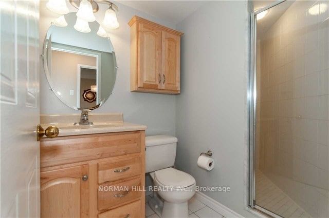 75 Ellen St, #1111