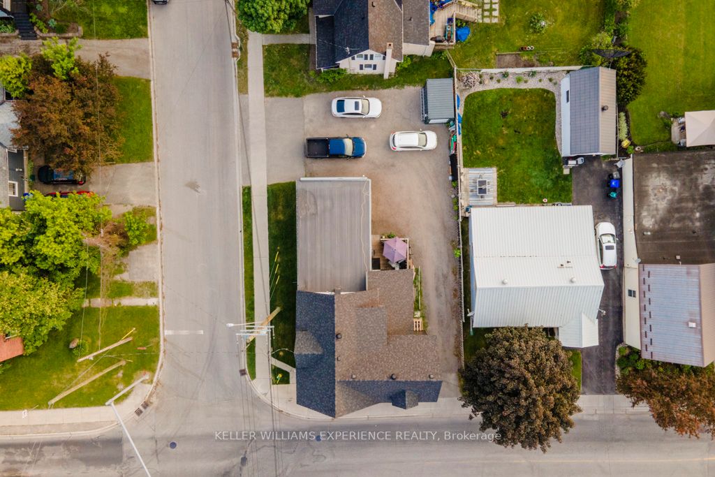 206 Fourth St