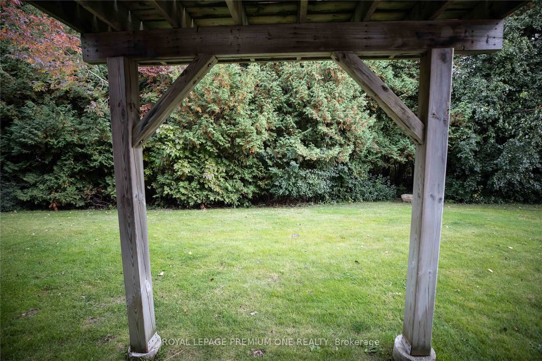 11 Royalton Lane, #11