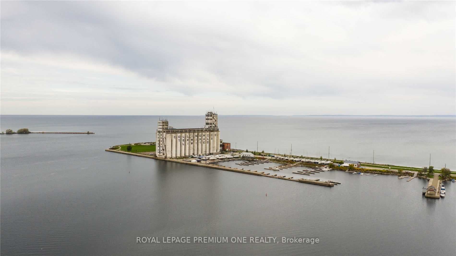 11 Royalton Lane, #11