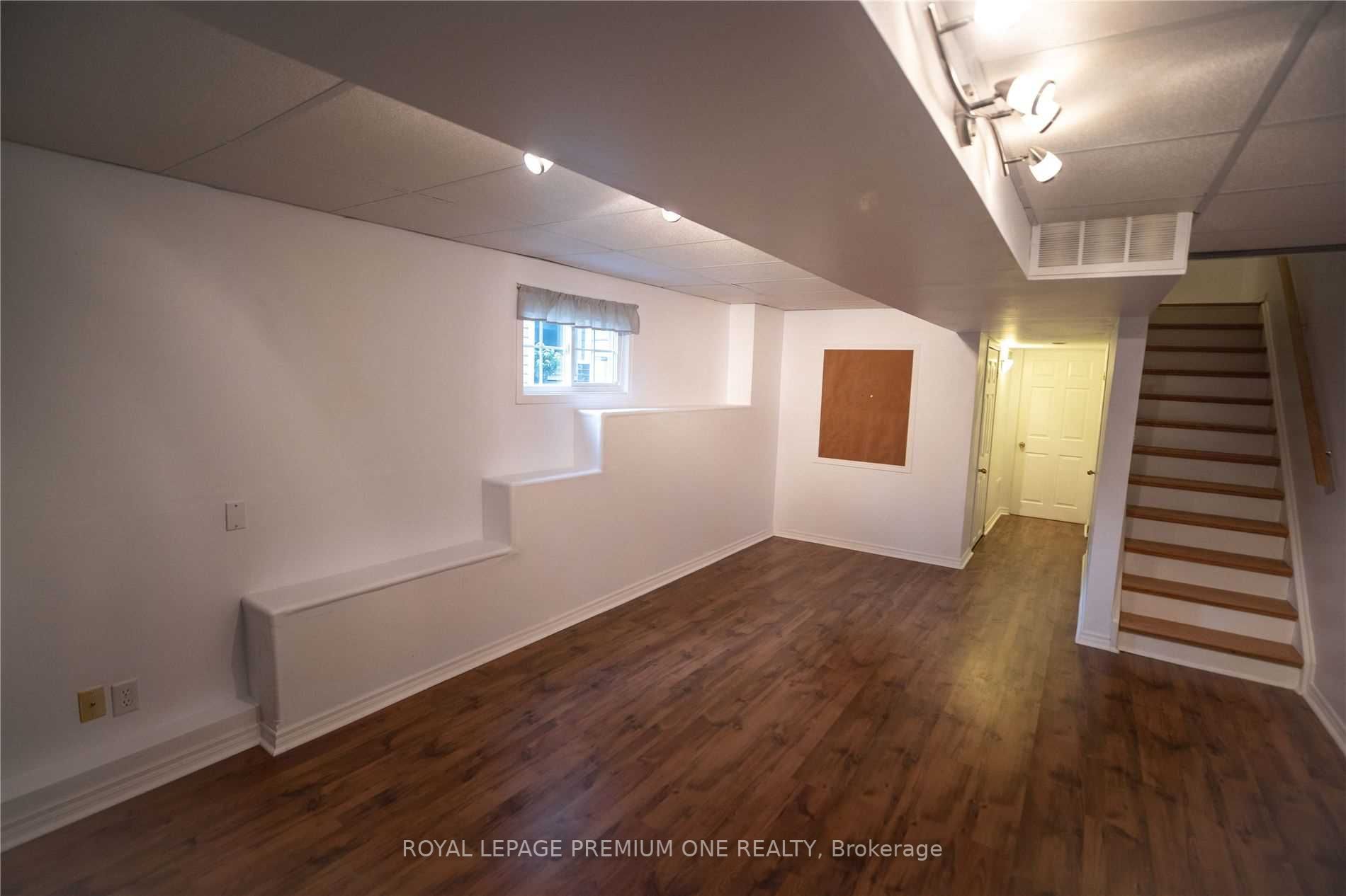 11 Royalton Lane, #11