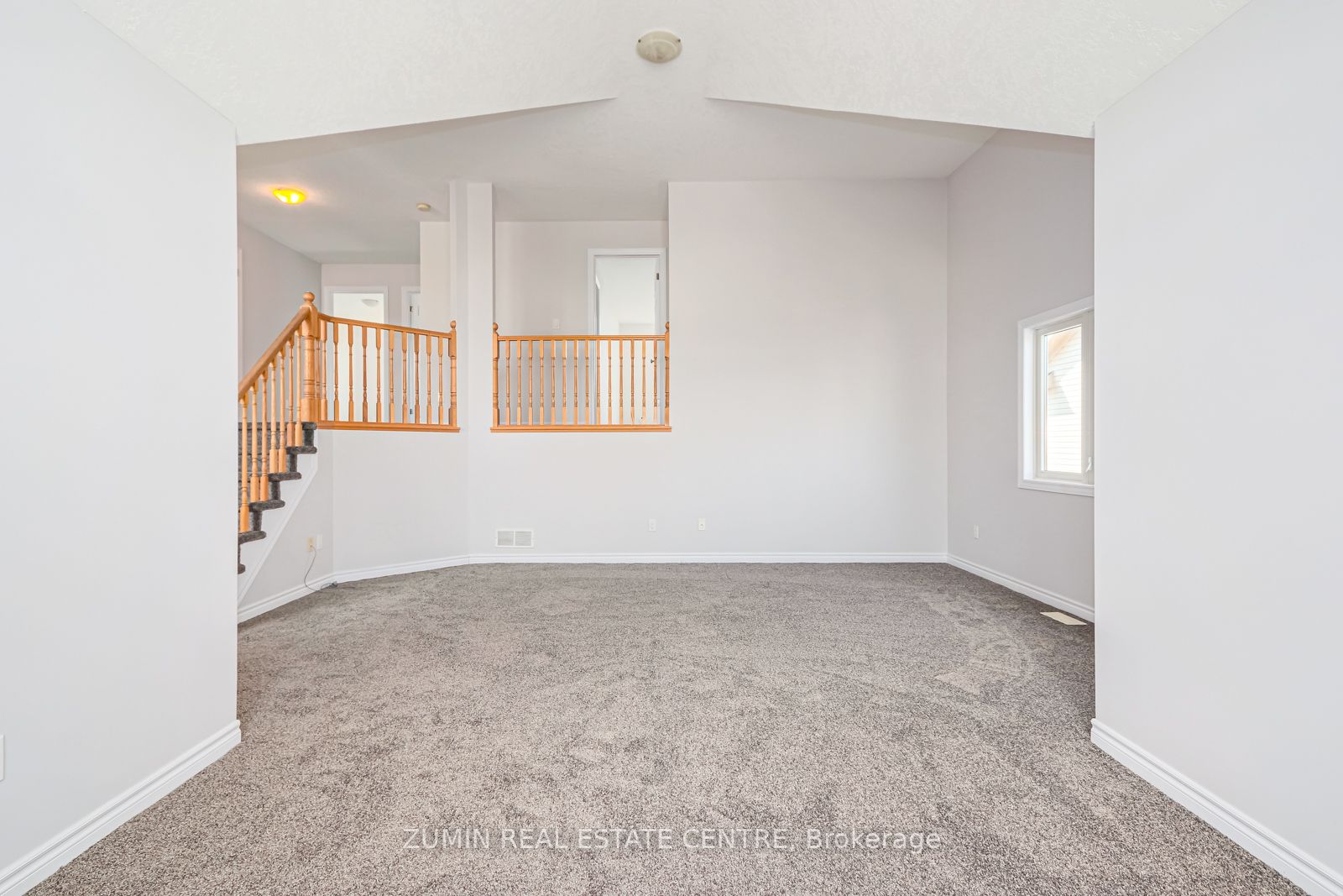 85 Connor Ave