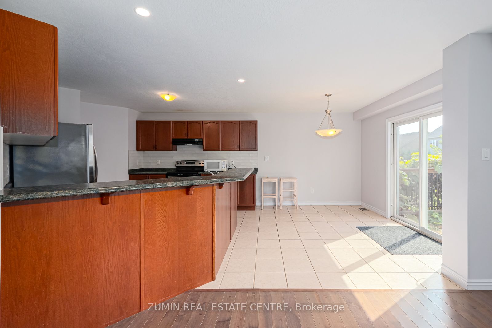 85 Connor Ave