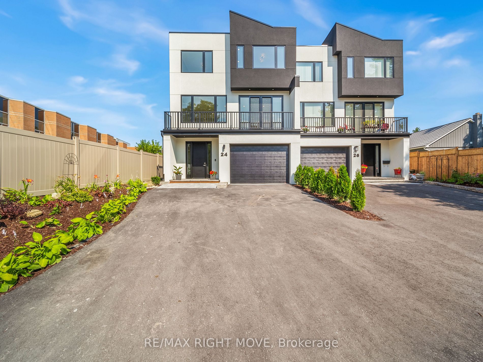 24 Grace Ave