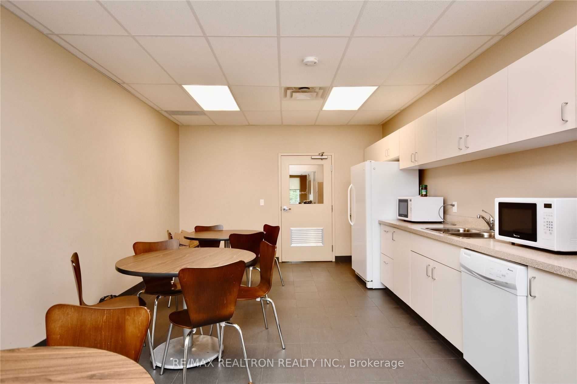 61 Forest Plain Rd