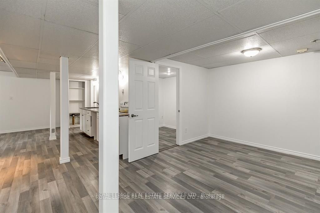 114 Sunnidale Road S