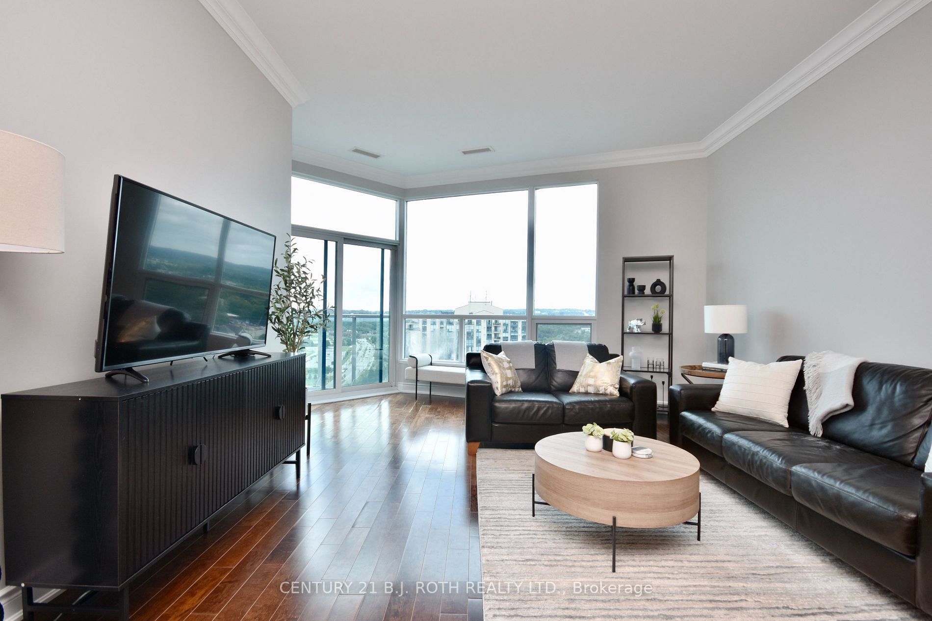 37 Ellen Street, #PH11
